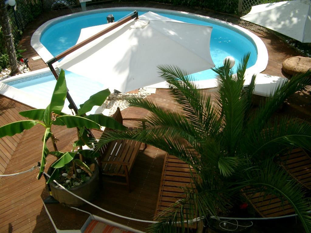 Hotel Bengasi Ρίμινι Εξωτερικό φωτογραφία