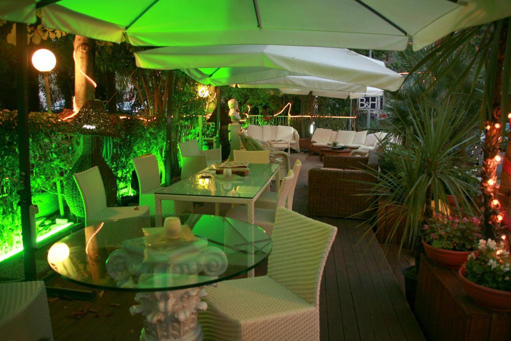Hotel Bengasi Ρίμινι Εξωτερικό φωτογραφία