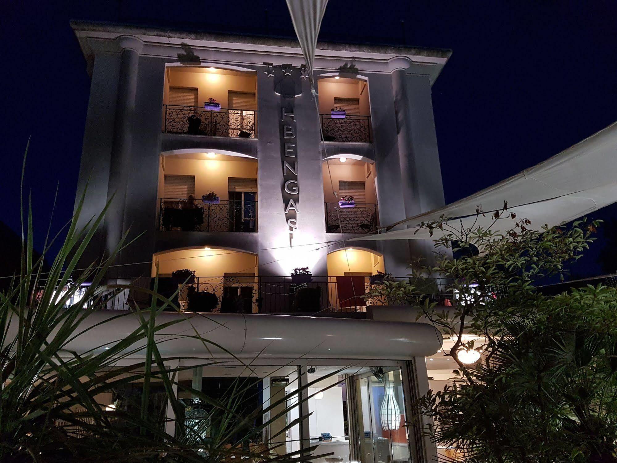 Hotel Bengasi Ρίμινι Εξωτερικό φωτογραφία