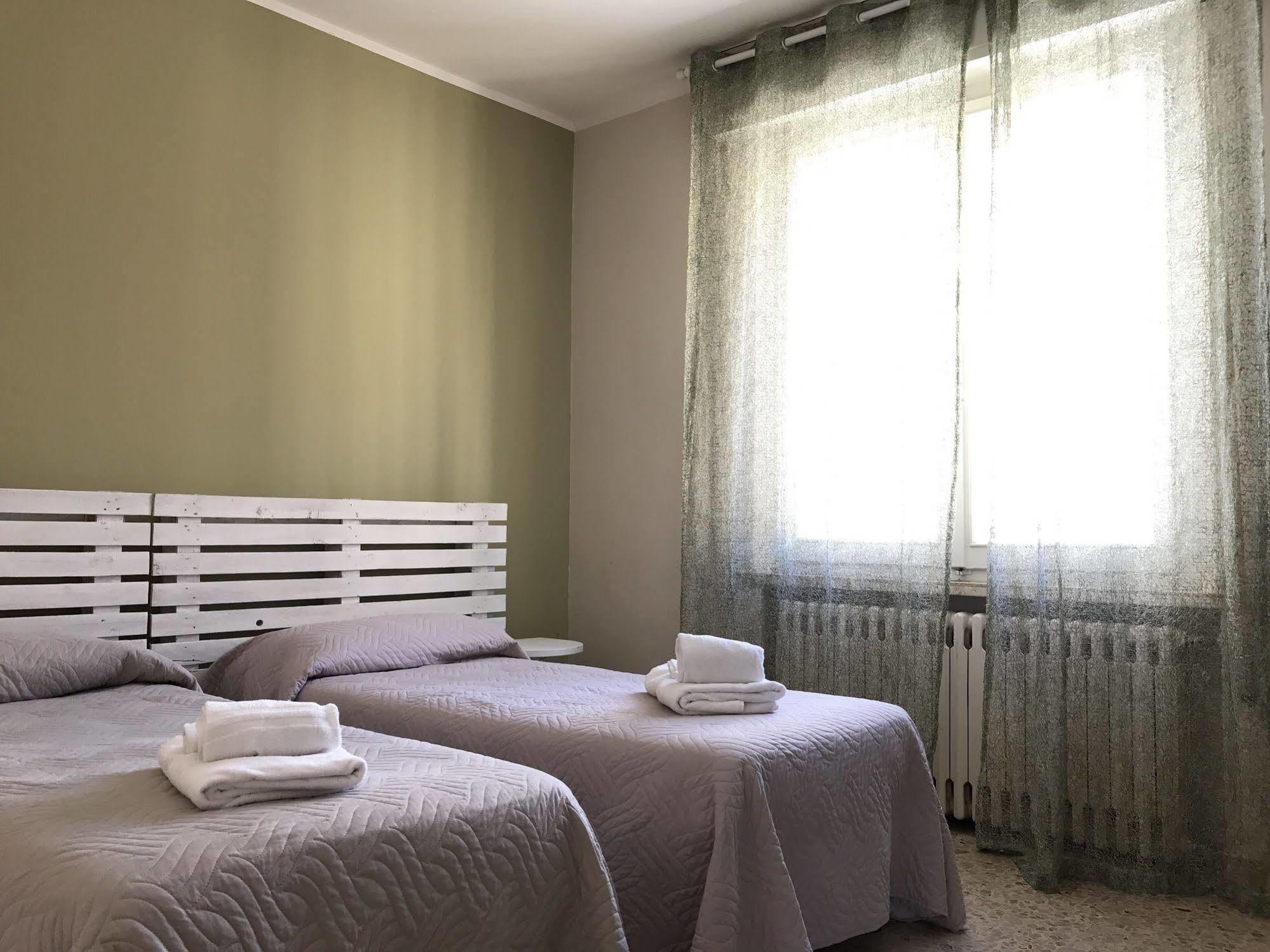 Hotel Bengasi Ρίμινι Εξωτερικό φωτογραφία